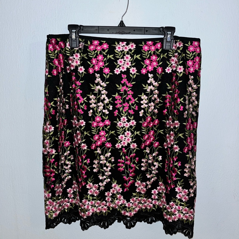 Tahari Pink and Green Embellished Pencil Skirt